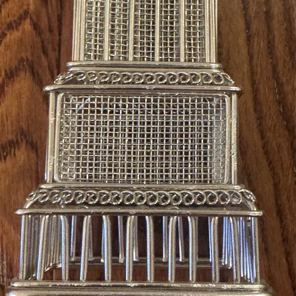 Design Ideas Doodles Destinations Wire Art Chrysler Building New York City 12" - Picture 6 of 16